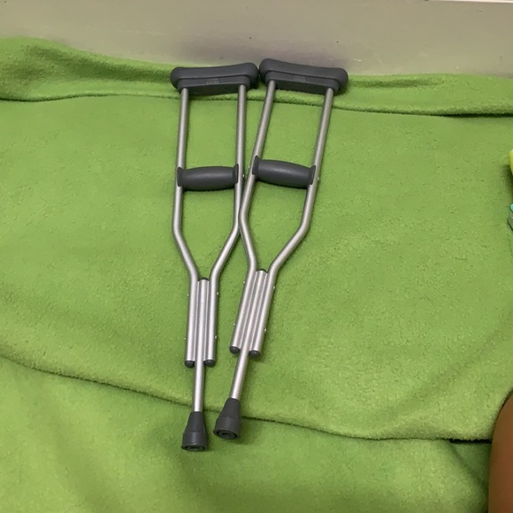 American Girl injury set - Picture 2 of 7